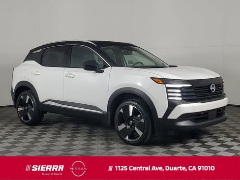 New 2026 Nissan Kicks SR image 1