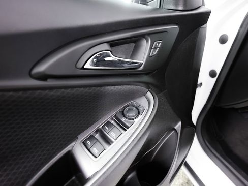 Used 2023 Chevrolet Malibu LT image 21