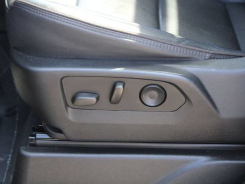 Used 2021 Chevrolet Suburban High Country RWD image 45