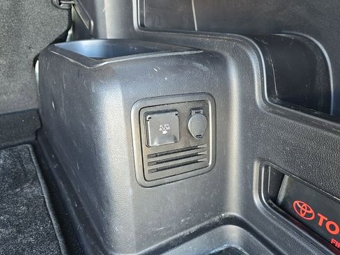 Used 2010 Toyota 4Runner 4WD image 36