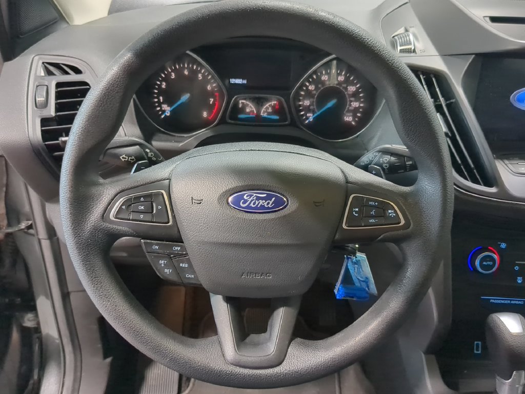 Used 2017 Ford Escape SE w/ Equipment Group 201A FWD image 28