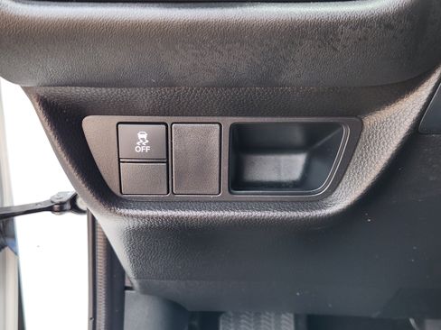 Certified 2023 Honda HR-V LX image 24