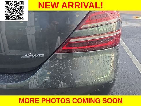 Used 2025 Genesis G70 2.5T image 10