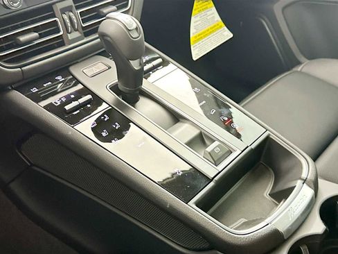 New 2025 Porsche Macan image 19