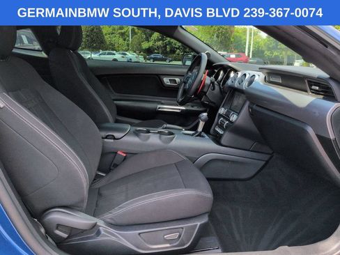 Used 2022 Ford Mustang GT w/ Equipment Group 301A RWD image 15