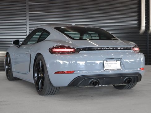 Certified 2025 Porsche 718 Cayman GTS image 3