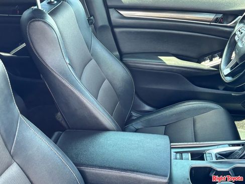 Used 2019 Honda Accord Sport image 12