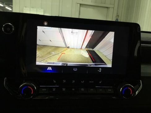 New 2024 Chevrolet Colorado LT w/ LT Convenience Package II image 32