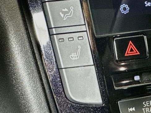 Used 2021 INFINITI QX50 Luxe FWD image 24