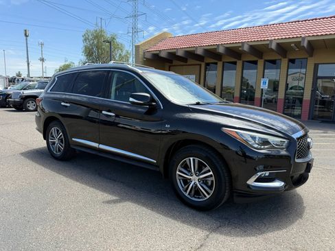 Used 2020 INFINITI QX60 Luxe w/ Essential Package FWD image 13