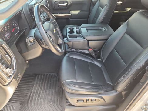 Used 2020 Chevrolet Silverado 1500 LT w/ Texas Edition AWD/4WD image 18