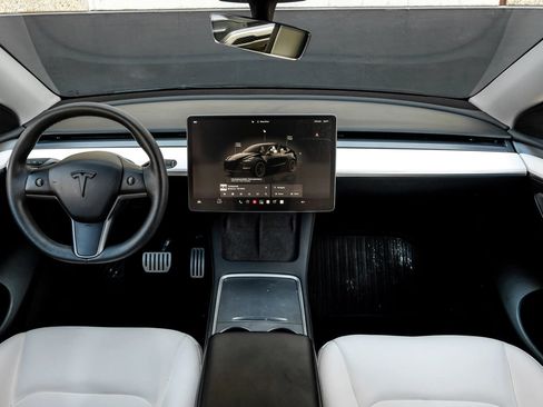 Used 2022 Tesla Model Y Performance AWD/4WD image 21