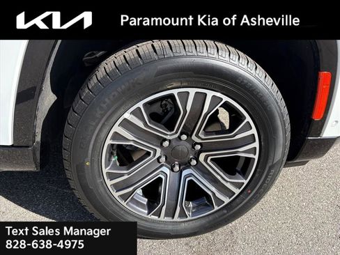 Used 2024 Jeep Wagoneer Series II image 30