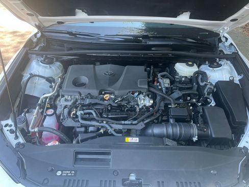 Used 2025 Toyota Camry LE FWD image 31