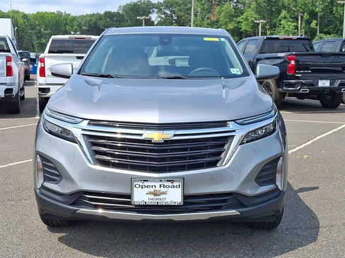 Used 2023 Chevrolet Equinox LT AWD/4WD image 2
