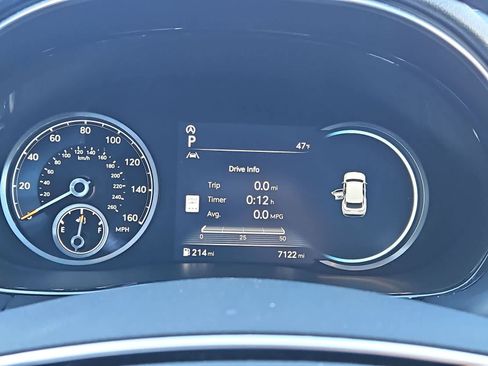 Used 2022 Genesis GV70 2.5T w/ Advanced Package image 21