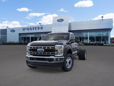 New 2026 Ford F550 4x4 Regular Cab Super Duty image 3