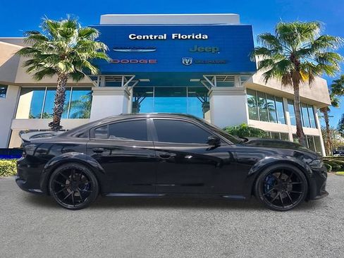 Used 2023 Dodge Charger Scat Pack RWD image 4