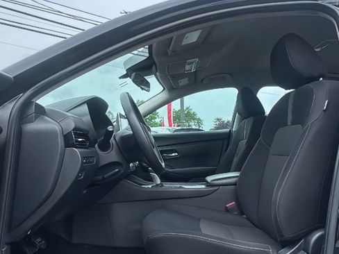 Used 2023 Nissan Sentra SV FWD image 11