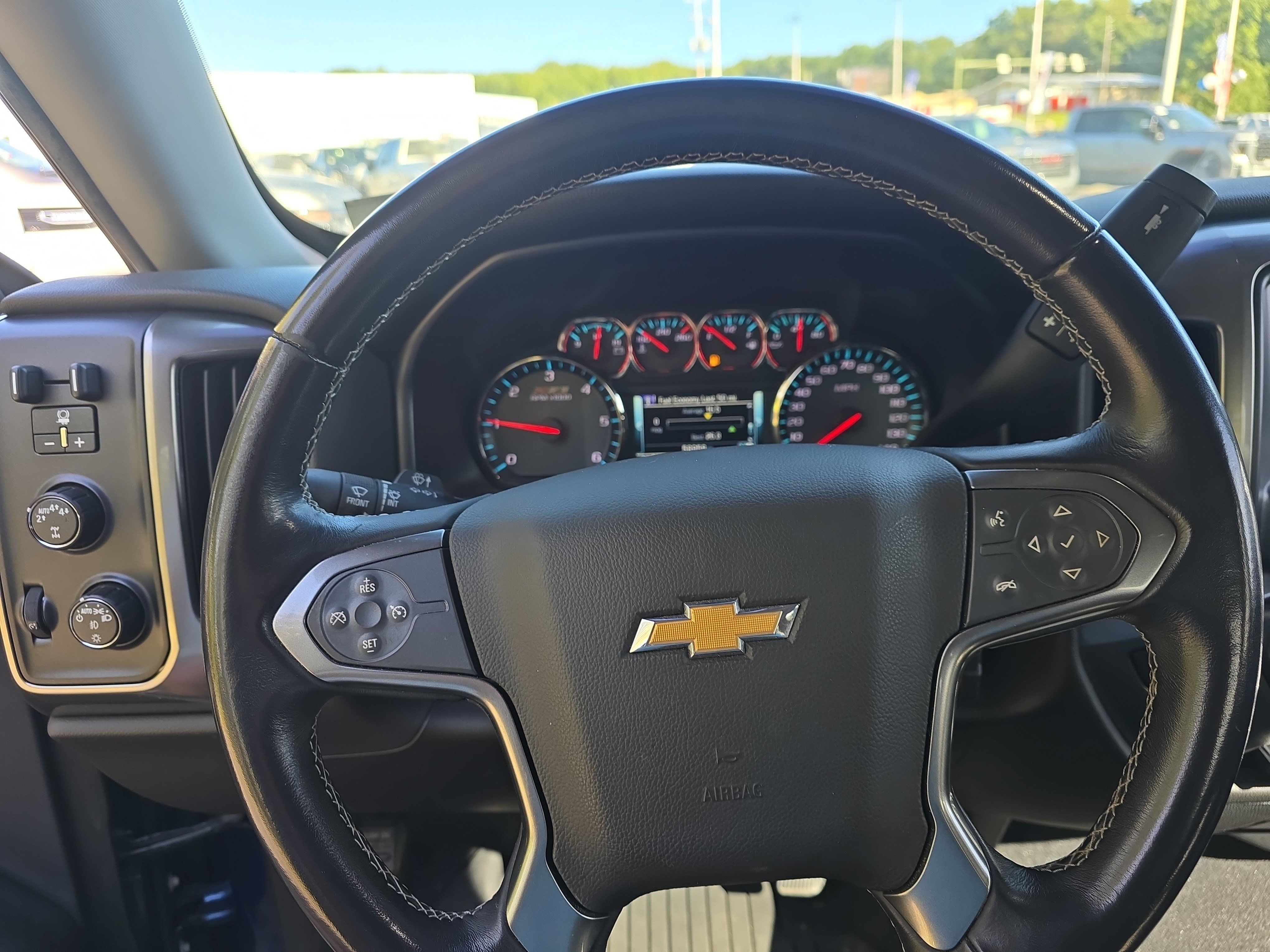 Used 2019 Chevrolet Silverado 1500 LT w/ All Star Edition AWD/4WD image 18