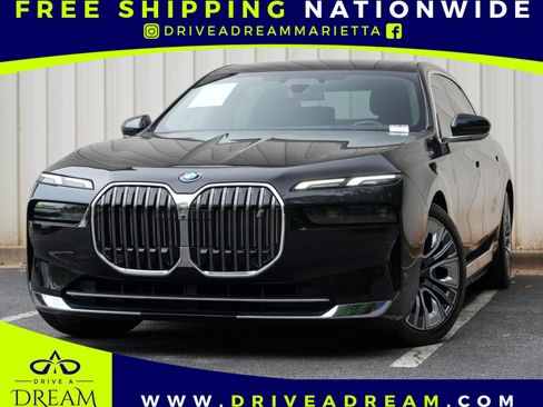 Used 2023 BMW i7 xDrive60 AWD/4WD image 1