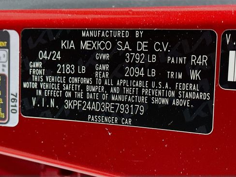 Used 2024 Kia Forte LXS image 12