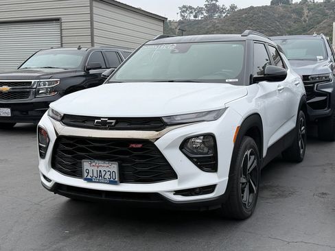 Used 2023 Chevrolet TrailBlazer RS w/ Convenience Package AWD/4WD image 16