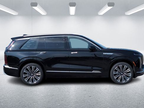 New 2026 Cadillac Vistiq Premium Luxury image 6