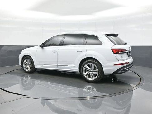 Used 2023 Audi Q7 3.0T Prestige AWD/4WD image 5
