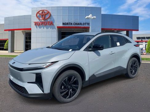 New 2026 Toyota C-HR AWD/4WD image 4