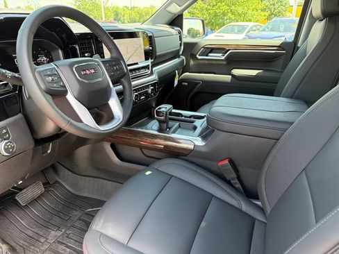 New 2026 GMC Sierra 1500 Elevation w/ Elevation Premium Package AWD/4WD image 18