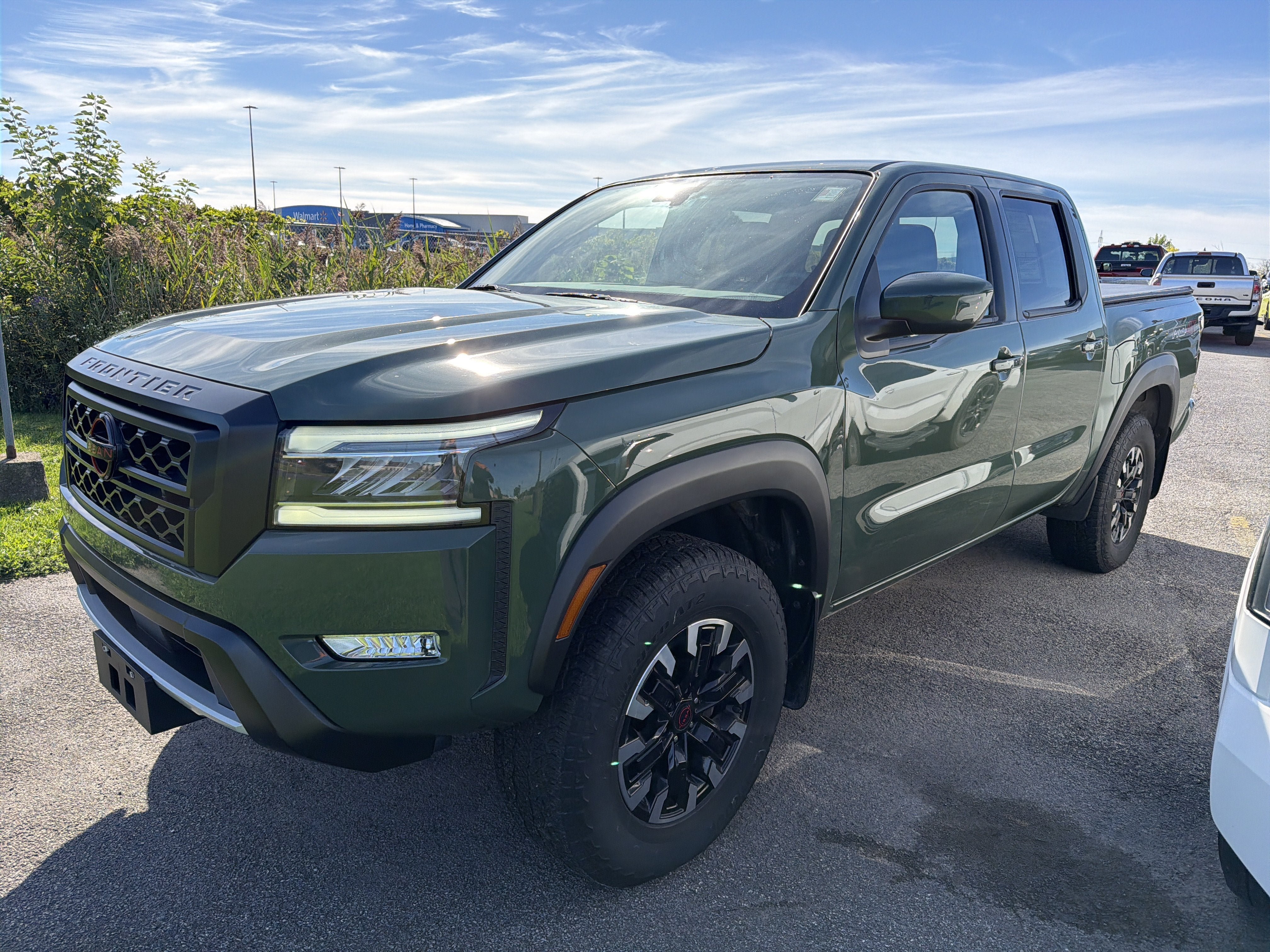 Used 2024 Nissan Frontier PRO-4X w/ Technology Package AWD/4WD image 4