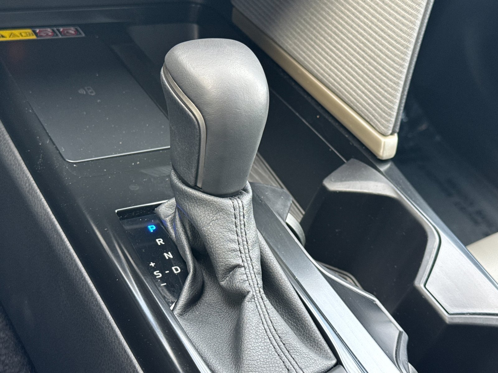 Used 2026 Toyota Camry SE w/ Multimedia Upgrade Package FWD image 21
