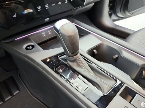 New 2026 Nissan Sentra SV w/ SV Convenience Package FWD image 27