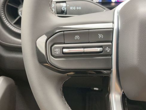 Certified 2026 Chevrolet Colorado W/T w/ WT Custom Package image 15