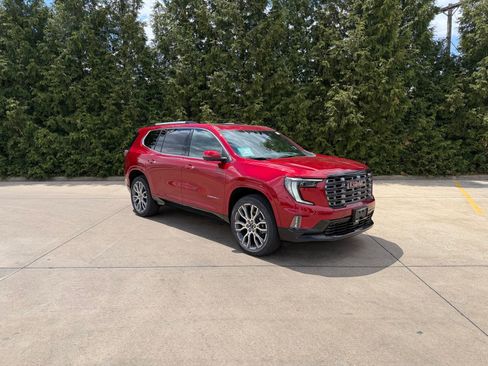 New 2026 GMC Acadia Denali Ultimate w/ LPO, Floor Liner Package AWD/4WD image 1