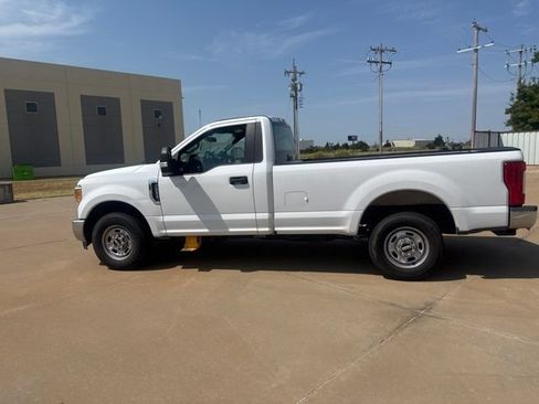 Used 2017 Ford F250 XL w/ Power Equipment Group RWD image 8