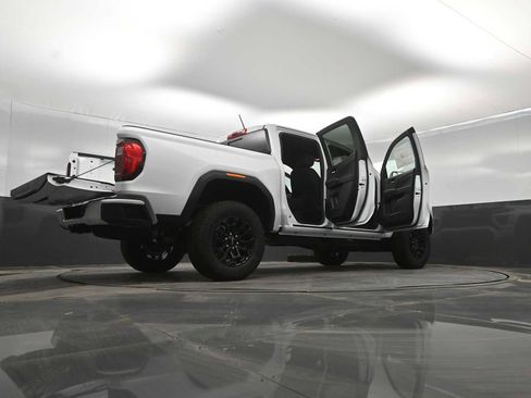 New 2026 GMC Canyon Elevation image 41