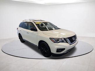 Used 2017 Nissan Pathfinder Platinum w/ Midnight Edition Package video 1