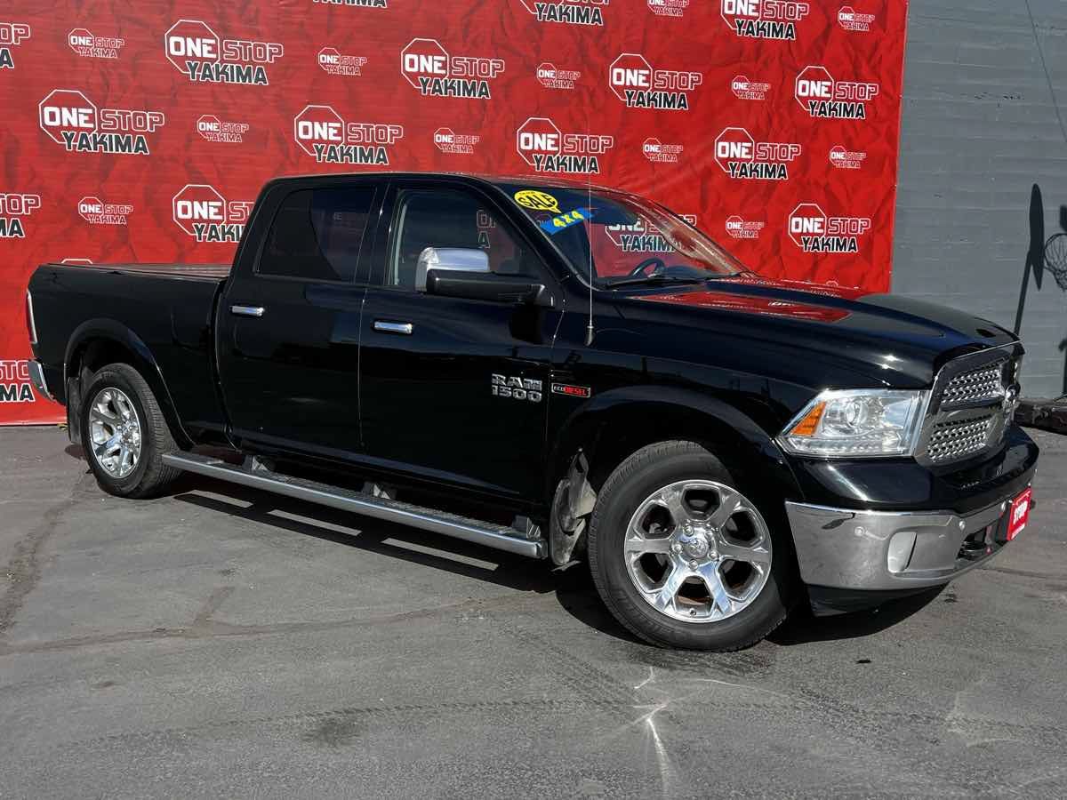Used 2015 RAM 1500 Laramie AWD/4WD image 3