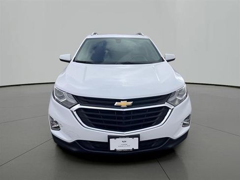 Used 2019 Chevrolet Equinox LT w/ Sun & Navigation Package image 2