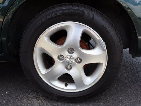 Used 2001 MAZDA Protege FWD image 39