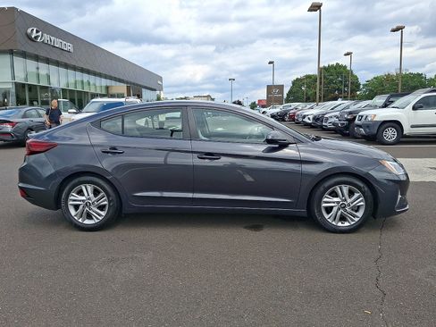 Used 2020 Hyundai Elantra Value Edition FWD image 7