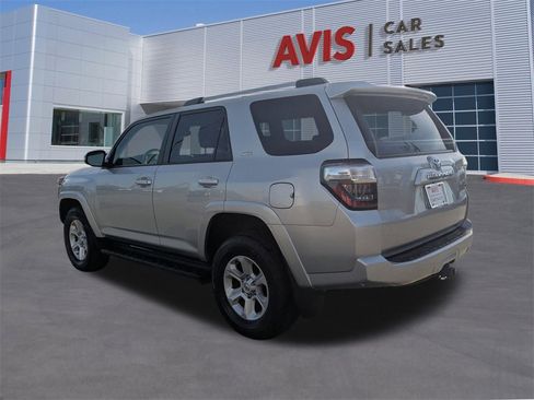 Used 2024 Toyota 4Runner SR5 Premium image 9