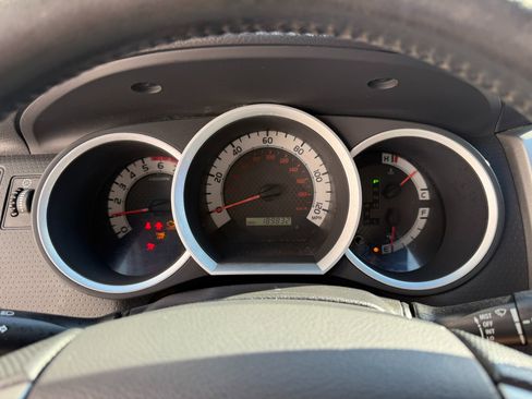 Used 2013 Toyota Tacoma 4x4 Access Cab V6 image 37