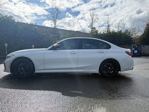 Used 2021 BMW M340i w/ Driving Assistance Package image 4