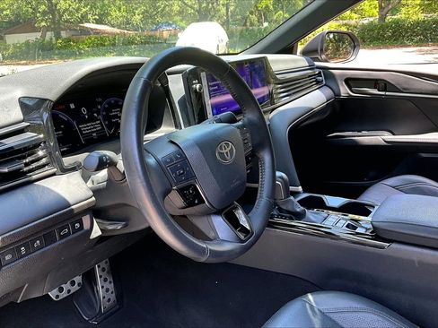 Used 2025 Toyota Camry XSE FWD image 14