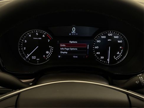 New 2025 Cadillac XT5 Luxury image 18