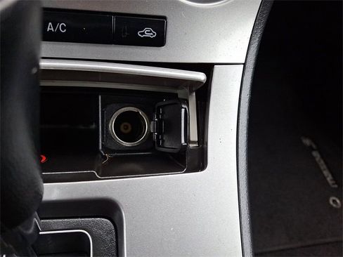 Used 2011 MAZDA MAZDA3 i Touring image 23