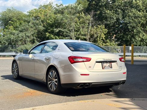 Used 2015 Maserati Ghibli S Q4 AWD/4WD image 4